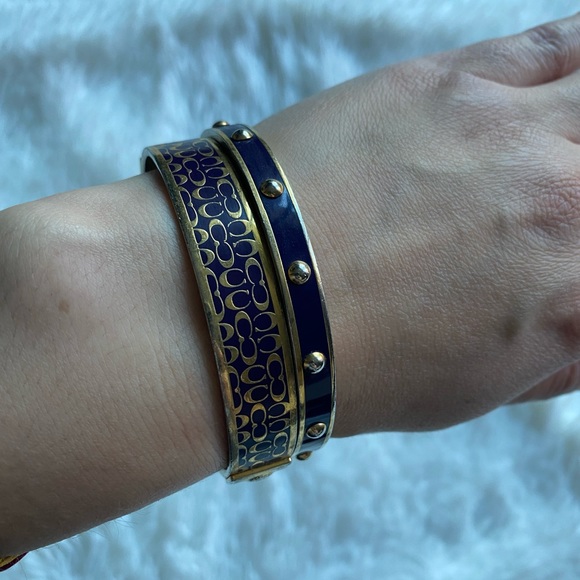 Coach. Purple bangle set. - Picture 5 of 5